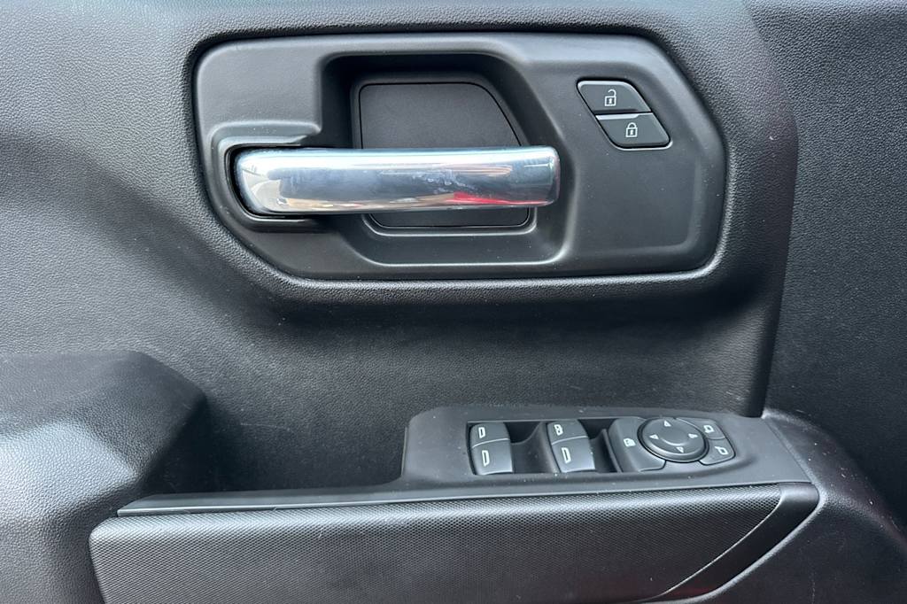 Thumbnail: 2023 Chevrolet Silverado 1500 - 20