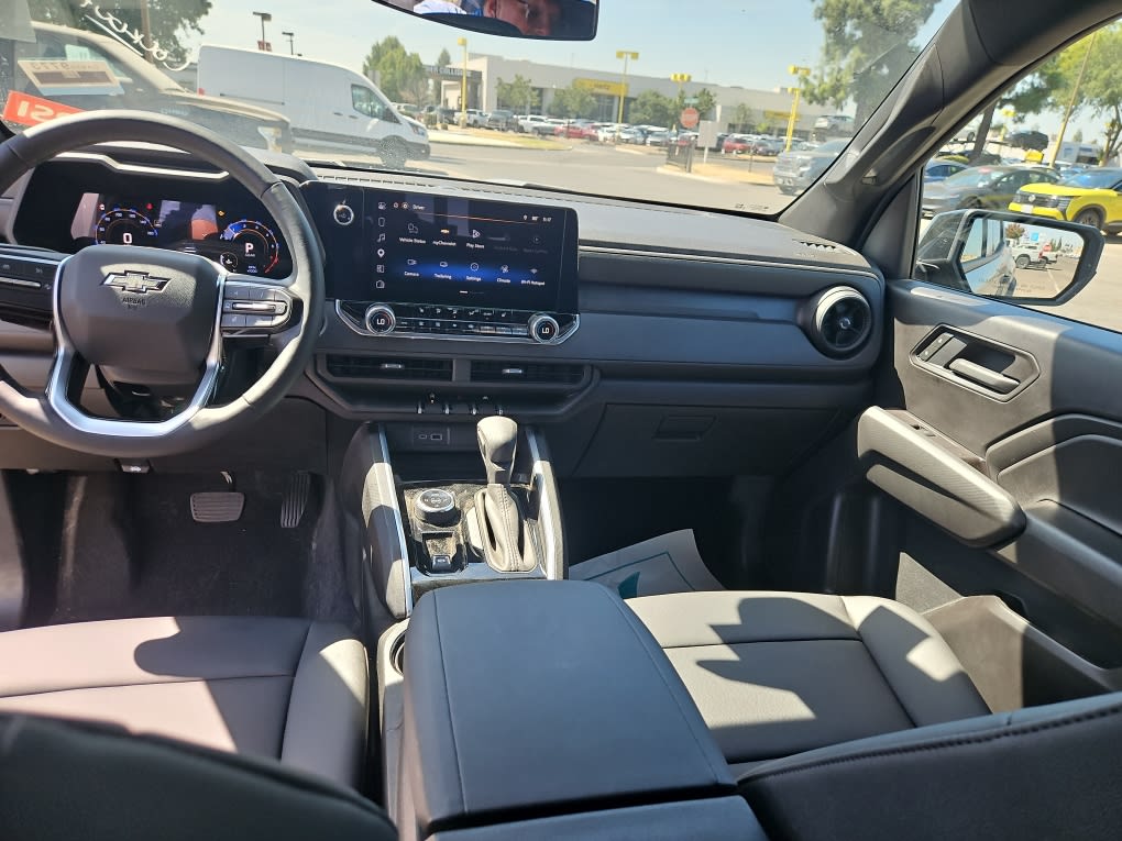 Thumbnail: 2026 Chevrolet Colorado - 8
