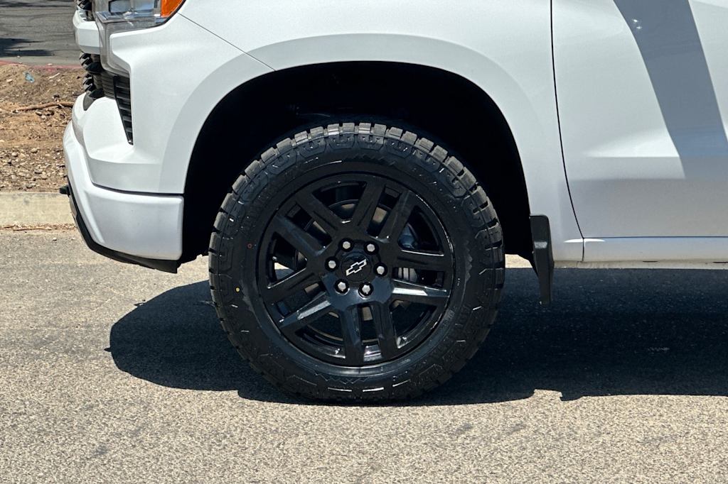 Thumbnail: 2023 Chevrolet Silverado 1500 - 8