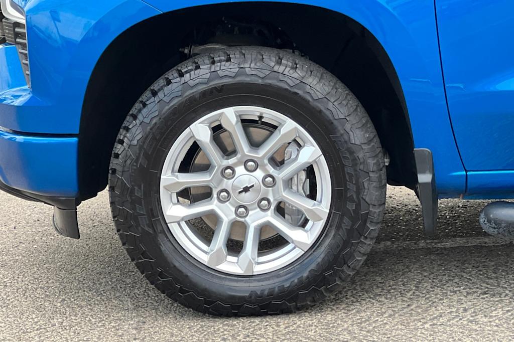 Thumbnail: 2023 Chevrolet Silverado 1500 - 7