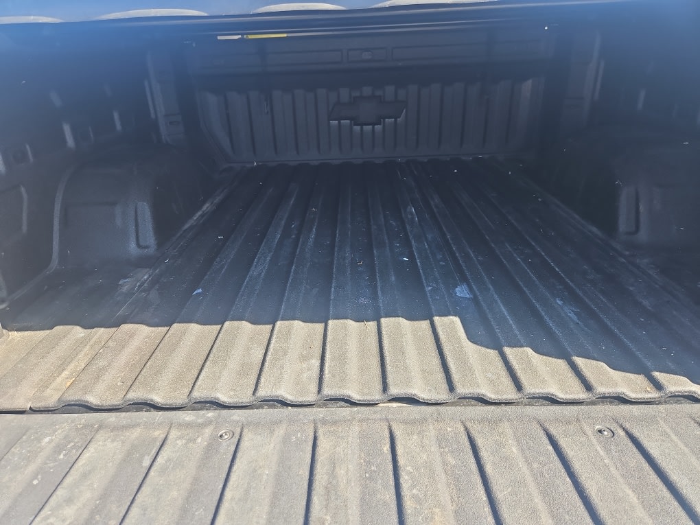 Thumbnail: 2022 Chevrolet Silverado 1500 - 18