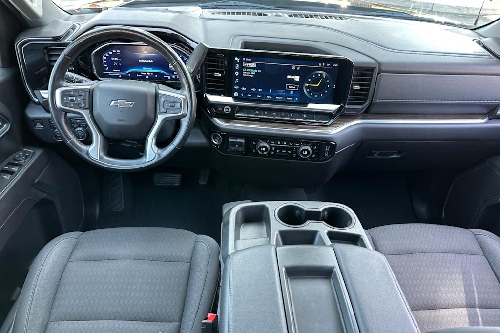 Thumbnail: 2022 Chevrolet Silverado 1500 - 2
