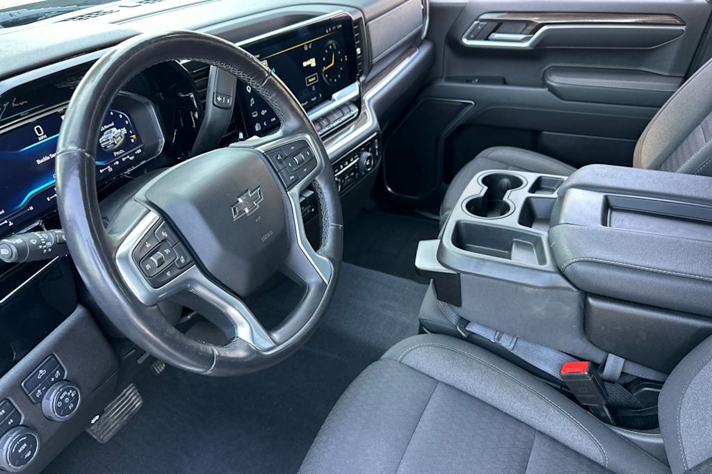 Thumbnail: 2022 Chevrolet Silverado 1500 - 8