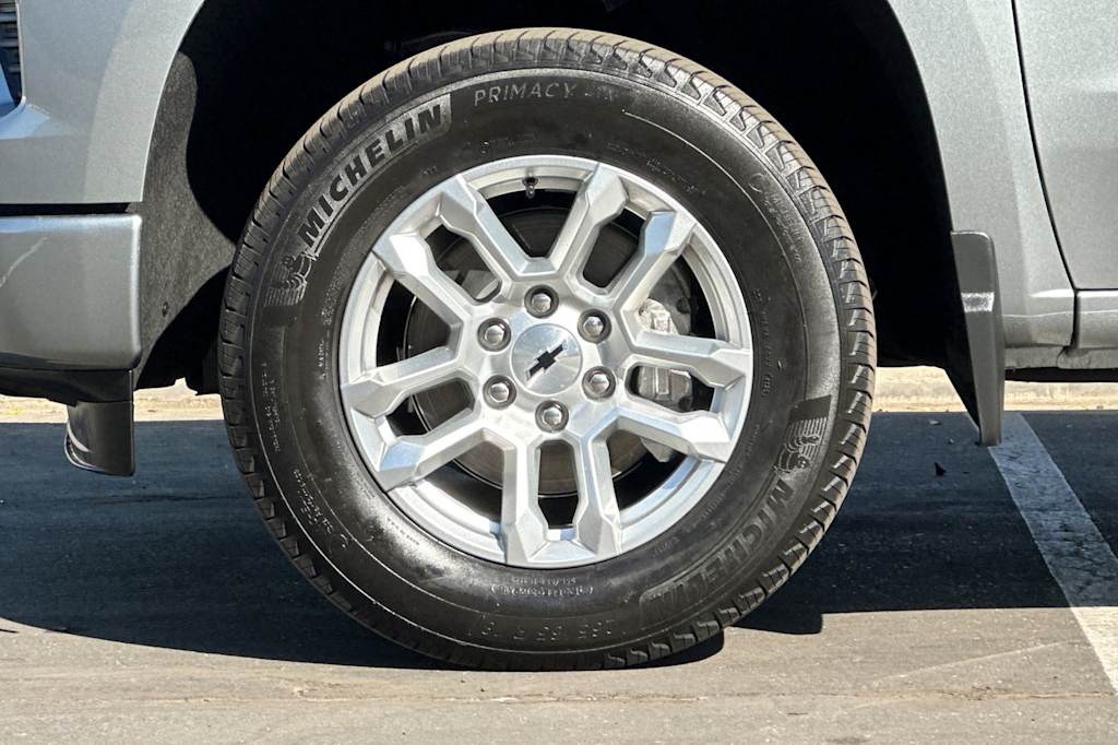 Thumbnail: 2026 Chevrolet Silverado 1500 - 8