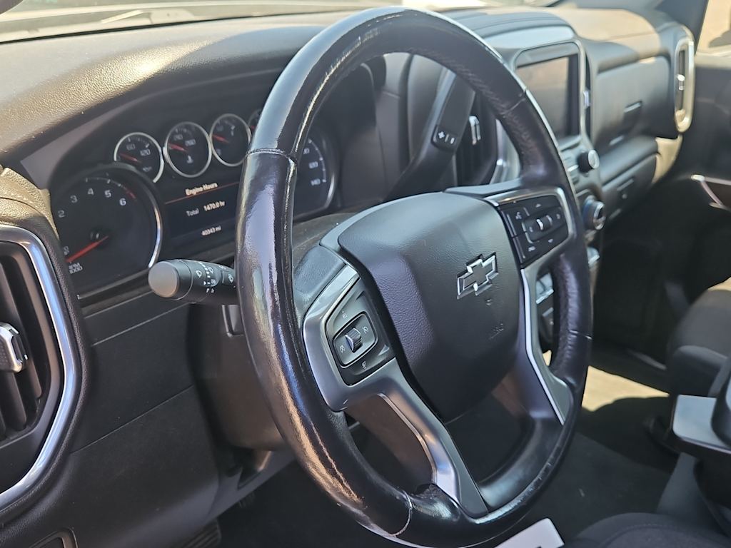 Thumbnail: 2022 Chevrolet Silverado 1500 - 2