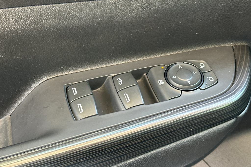 Thumbnail: 2019 GMC Acadia - 23