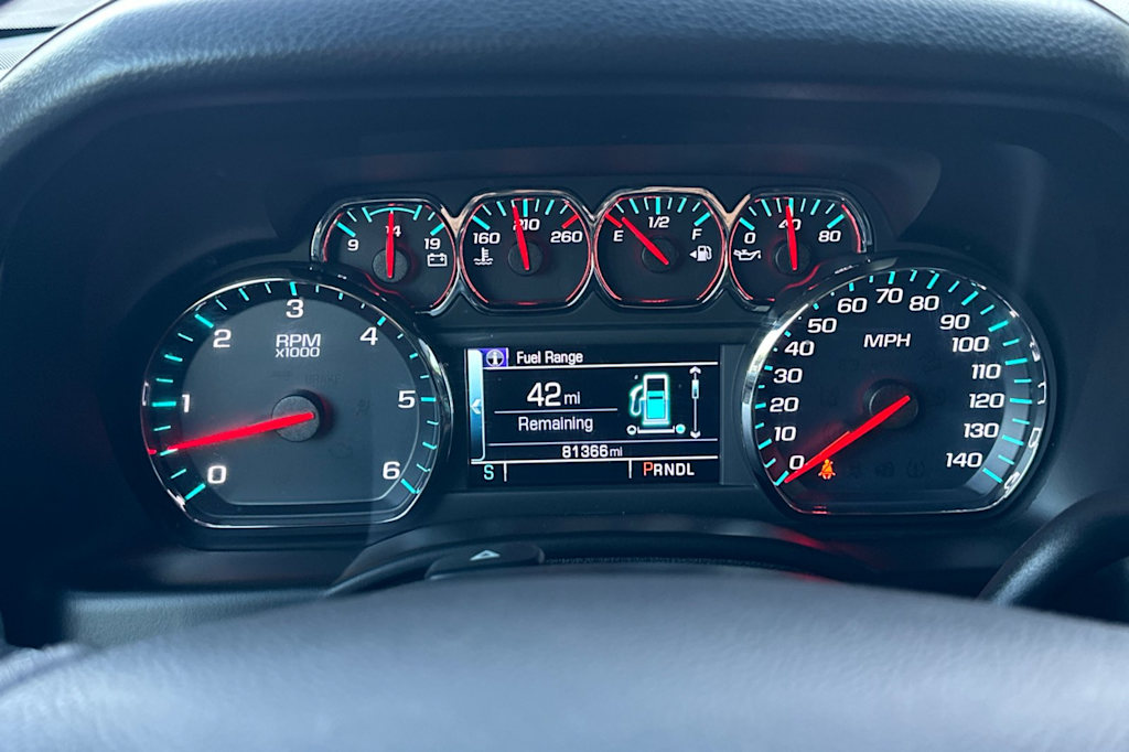 Thumbnail: 2020 Chevrolet Tahoe - 14