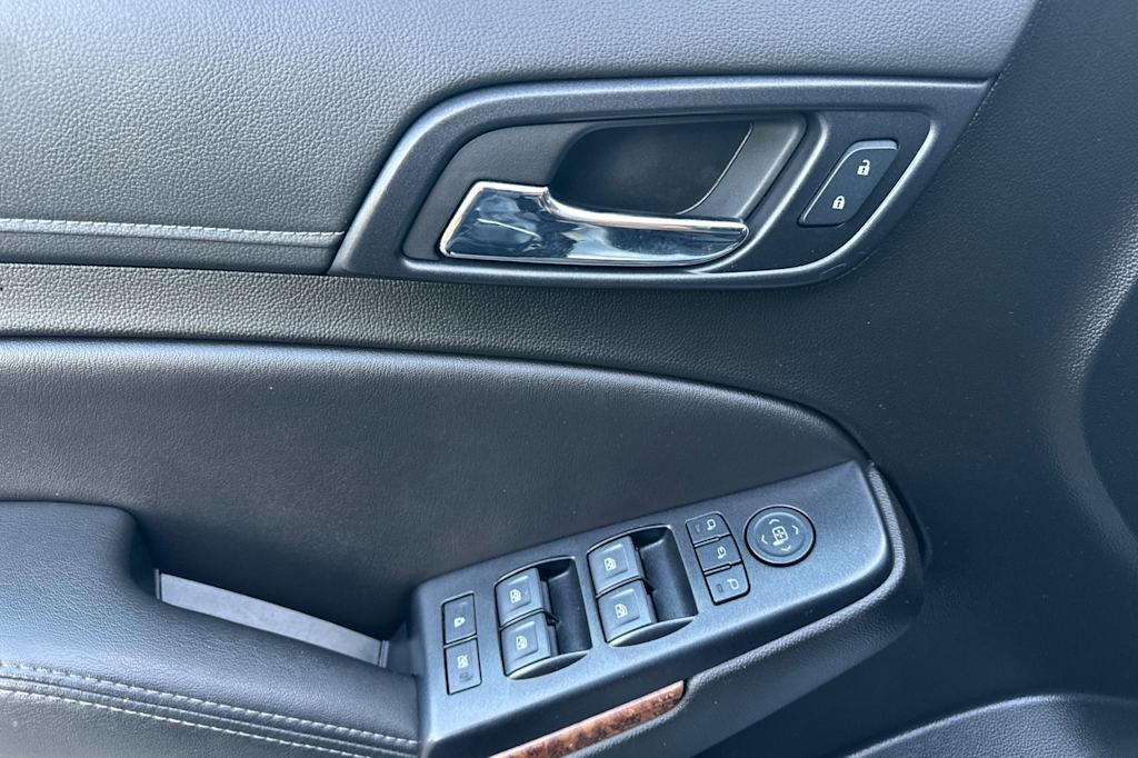 Thumbnail: 2020 Chevrolet Tahoe - 22