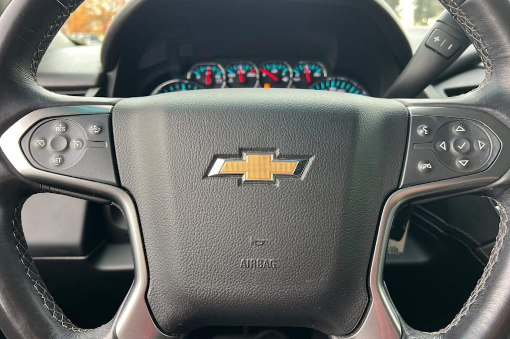 Thumbnail: 2018 Chevrolet Suburban - 27