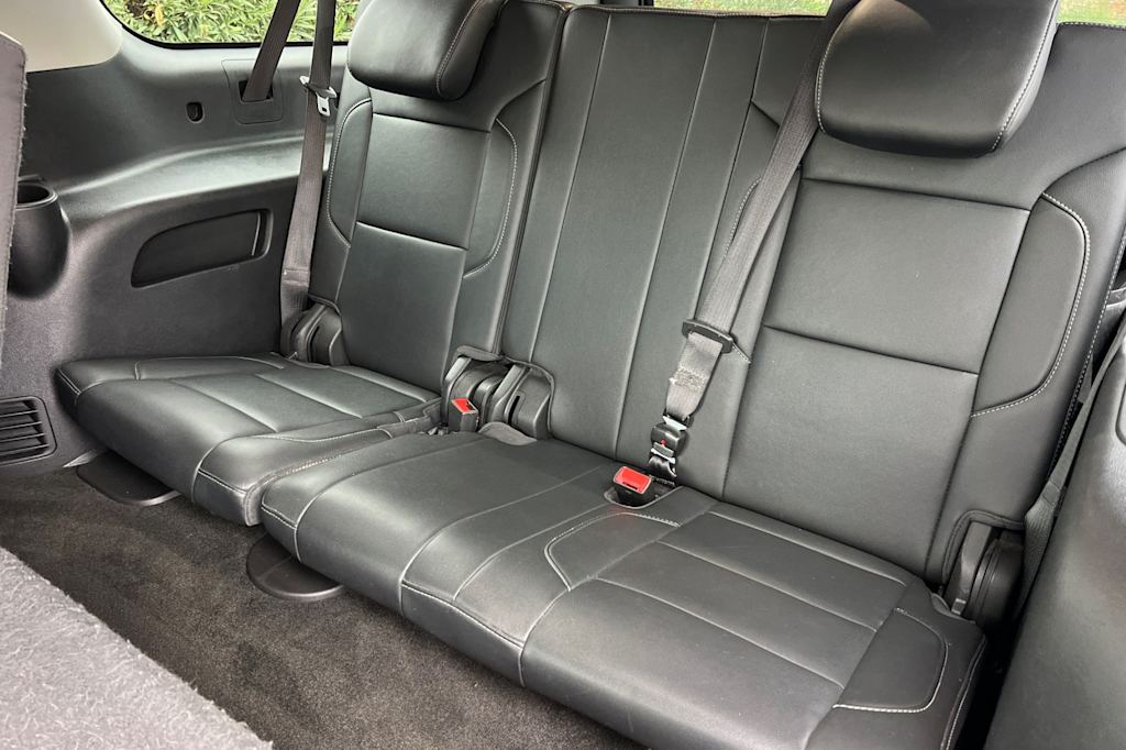 Thumbnail: 2018 Chevrolet Suburban - 21