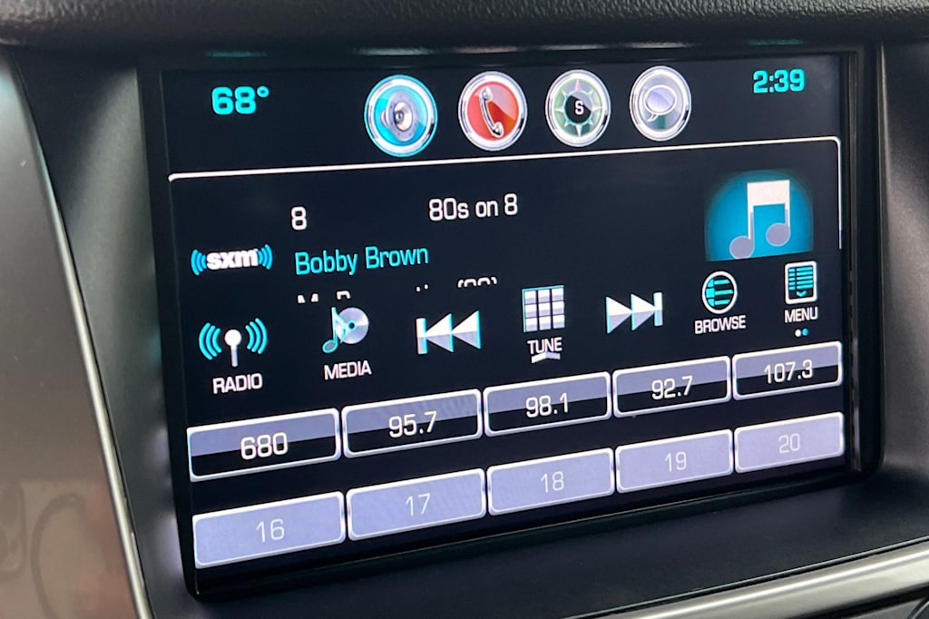 Thumbnail: 2018 Chevrolet Suburban - 12