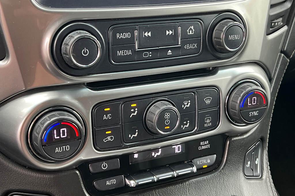 Thumbnail: 2018 Chevrolet Suburban - 25