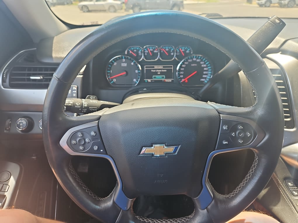 Thumbnail: 2015 Chevrolet Tahoe - 12