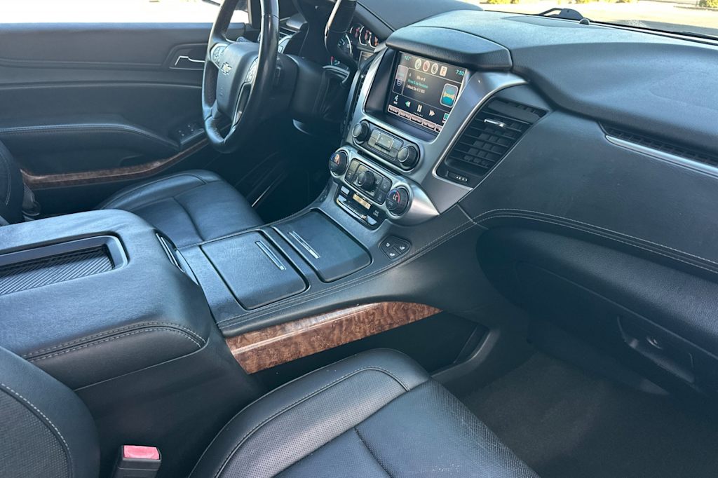 Thumbnail: 2015 Chevrolet Tahoe - 12