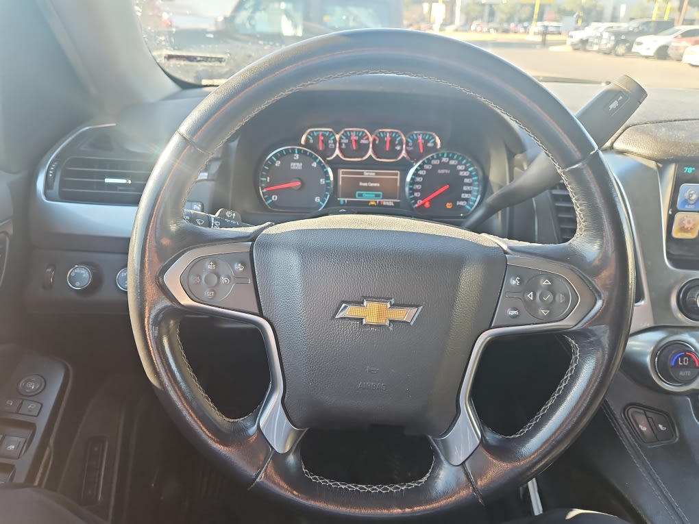 Thumbnail: 2019 Chevrolet Suburban - 10