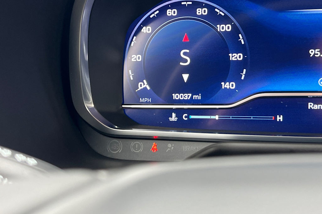 Thumbnail: 2024 Chevrolet Tahoe - 30