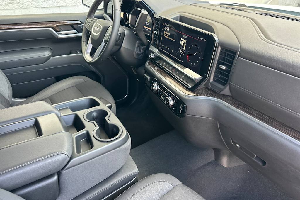 Thumbnail: 2026 GMC Sierra 1500 - 13