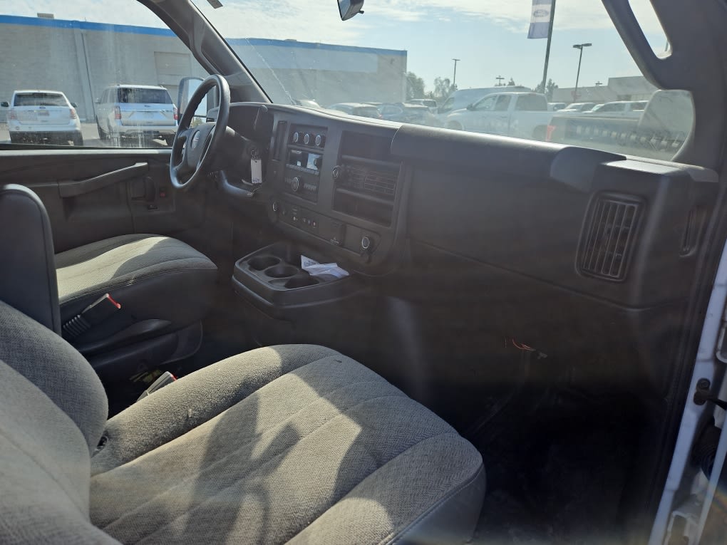 Thumbnail: 2023 GMC Savana - 7
