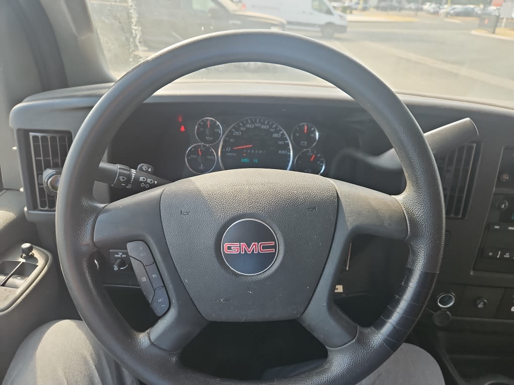 Thumbnail: 2023 GMC Savana - 10