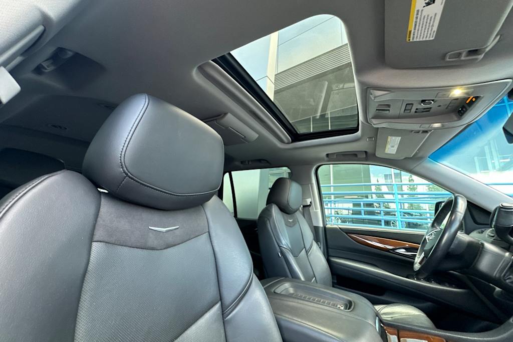 2020 Cadillac Escalade Luxury 10