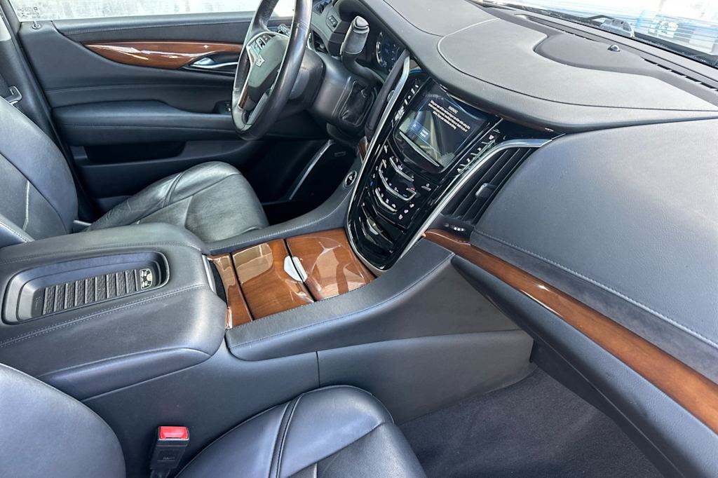 2020 Cadillac Escalade Luxury 12