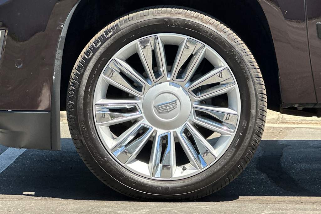 Thumbnail: 2018 Cadillac Escalade - 8