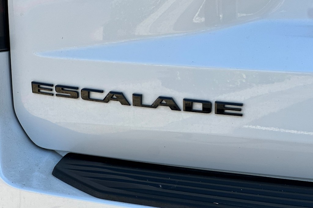 Thumbnail: 2023 Cadillac Escalade - 7
