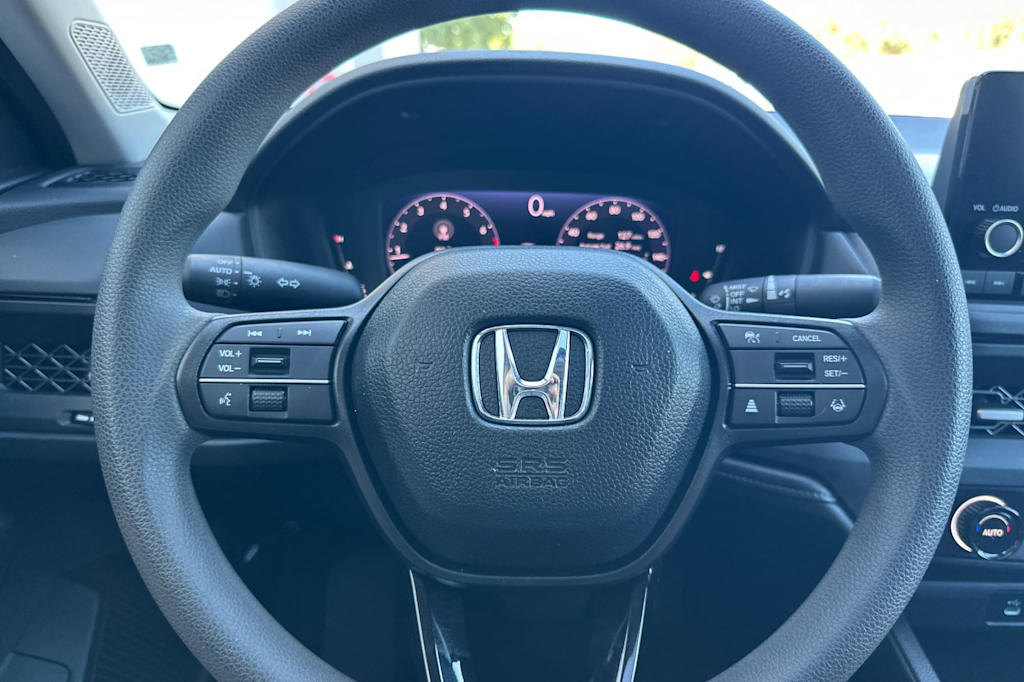Thumbnail: 2025 Honda Accord - 26