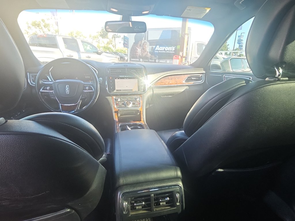 Thumbnail: 2018 Lincoln Continental - 8