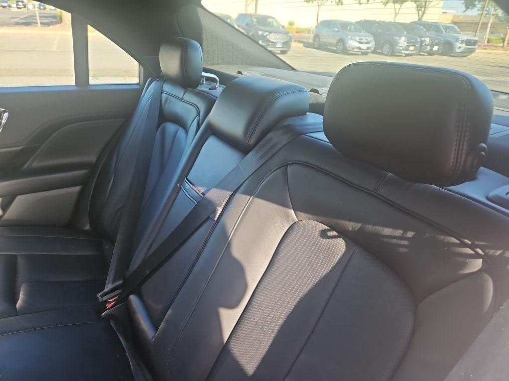 Thumbnail: 2017 Lincoln Continental - 16