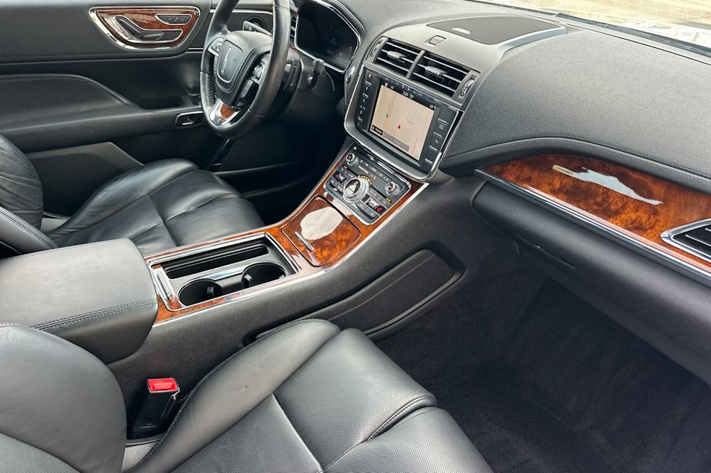 Thumbnail: 2017 Lincoln Continental - 12