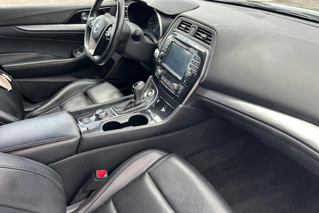 Thumbnail: 2016 Nissan Maxima - 12