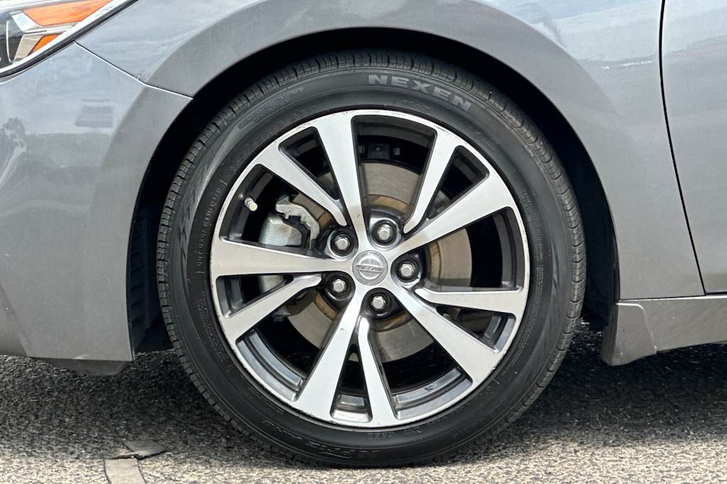 Thumbnail: 2016 Nissan Maxima - 8