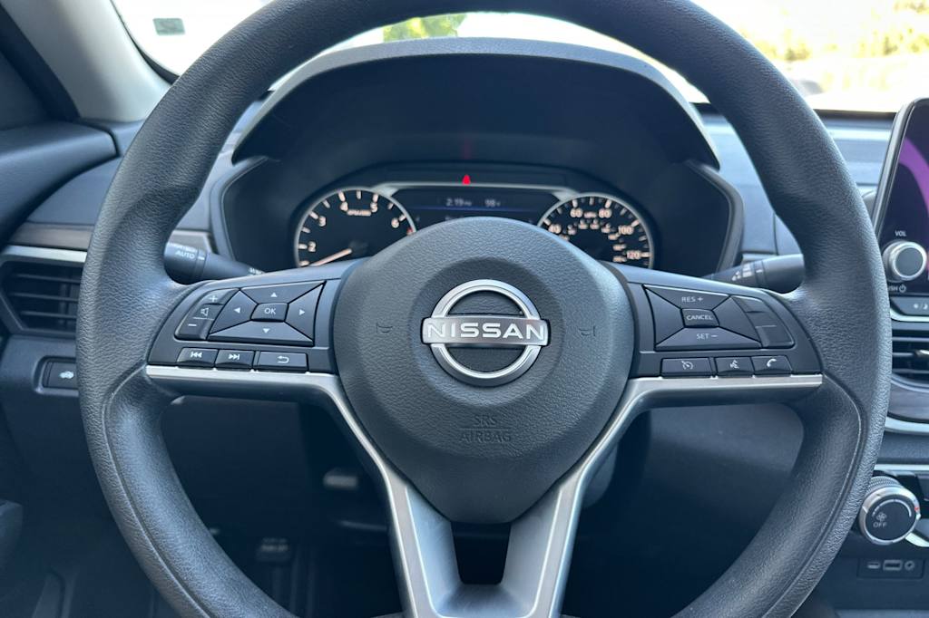 Thumbnail: 2025 Nissan Altima - 26