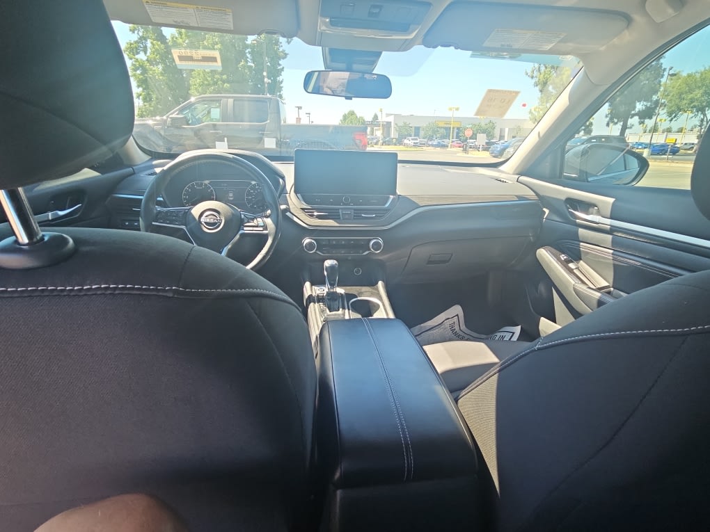 Thumbnail: 2023 Nissan Altima - 8