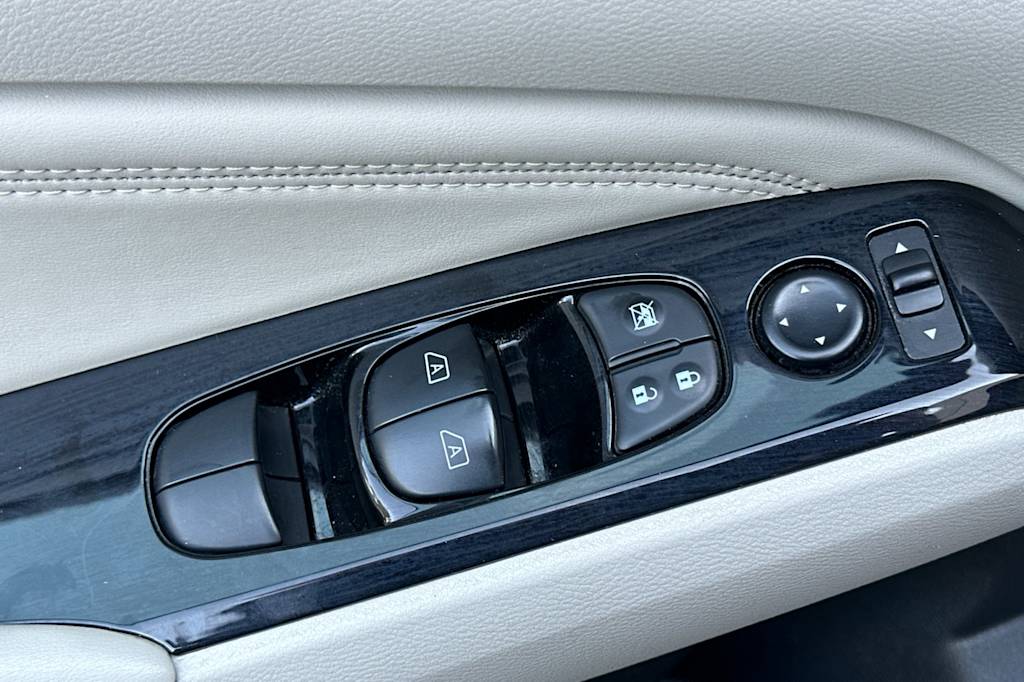 Thumbnail: 2022 Nissan Altima - 20