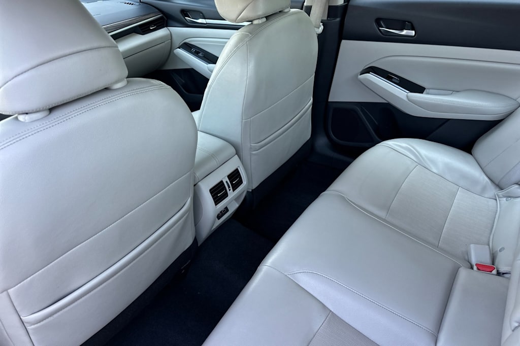 Thumbnail: 2022 Nissan Altima - 10