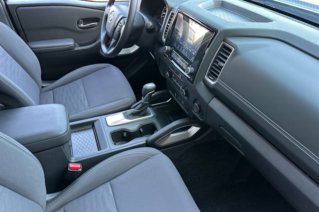 Thumbnail: 2024 Nissan Frontier - 12