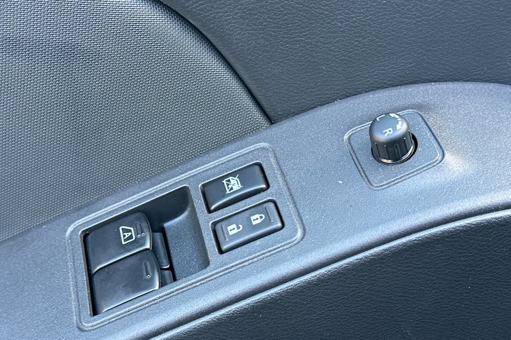 Thumbnail: 2024 Nissan Frontier - 21