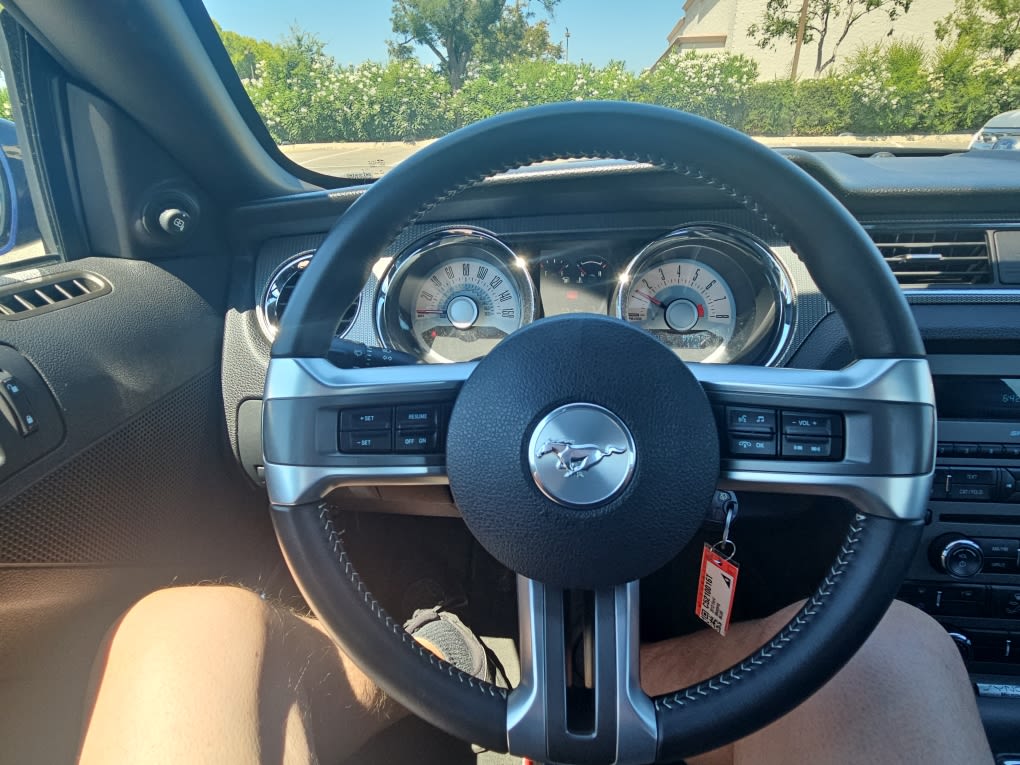 Thumbnail: 2012 Ford Mustang - 12