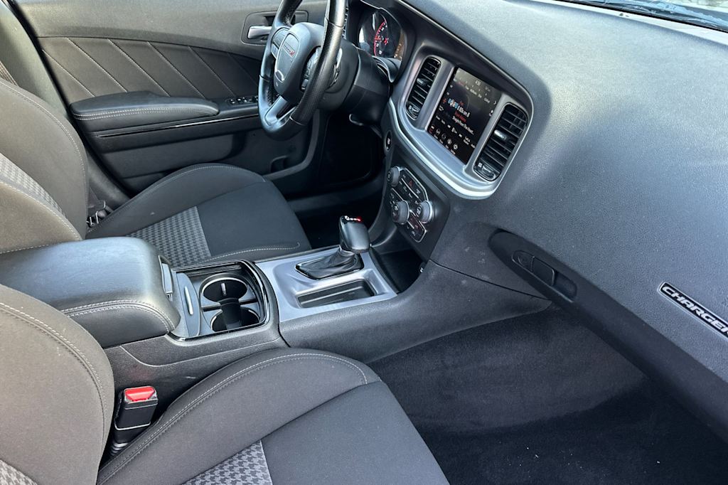 Thumbnail: 2021 Dodge Charger - 13