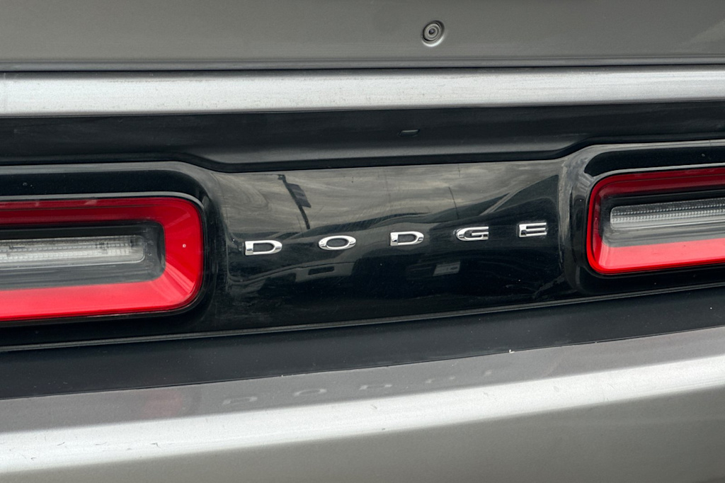 Thumbnail: 2018 Dodge Challenger - 17