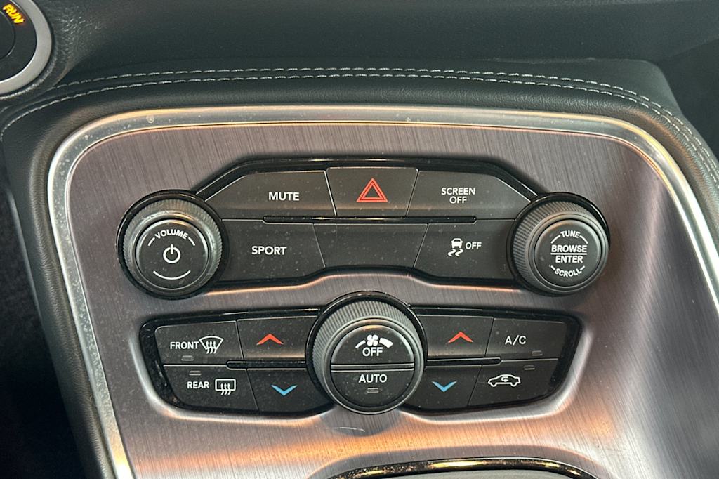 Thumbnail: 2018 Dodge Challenger - 24