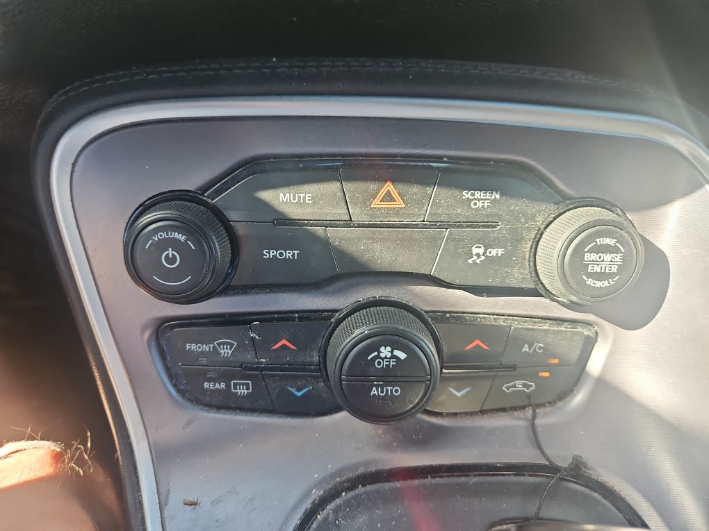 Thumbnail: 2019 Dodge Challenger - 20