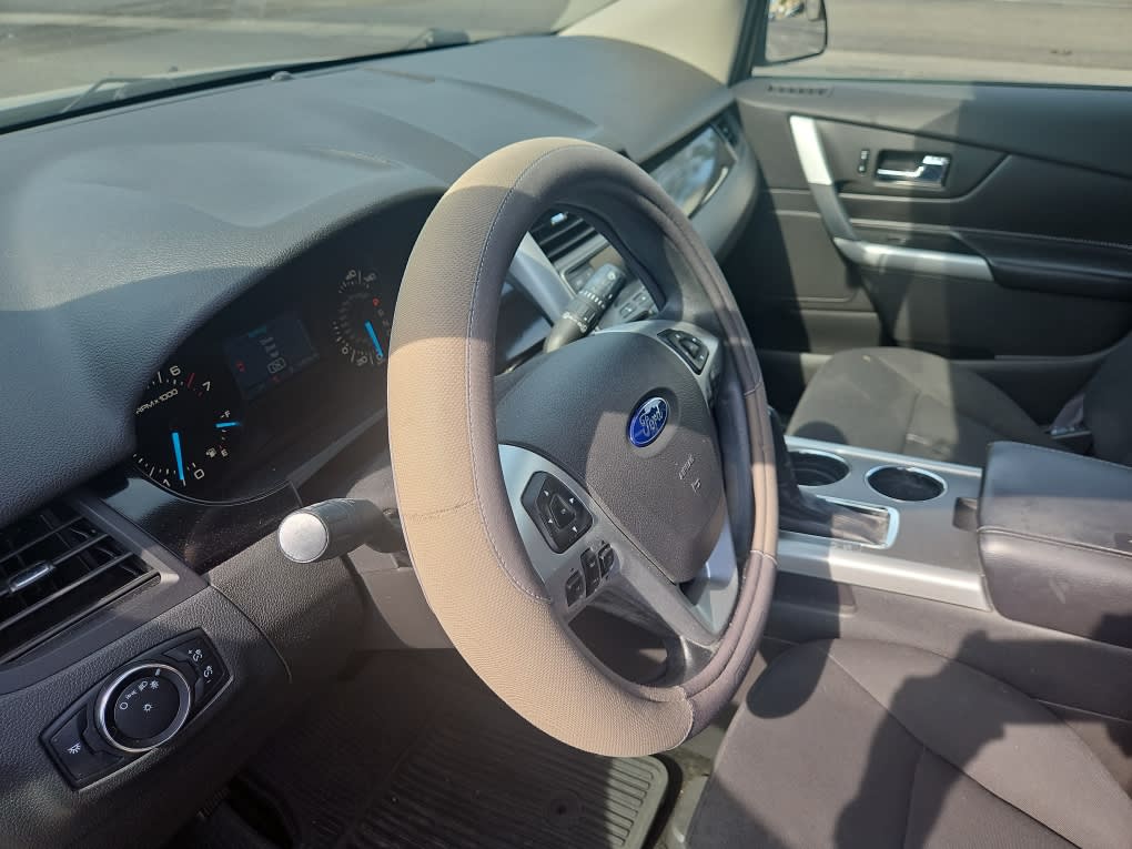 Thumbnail: 2014 Ford Edge - 2
