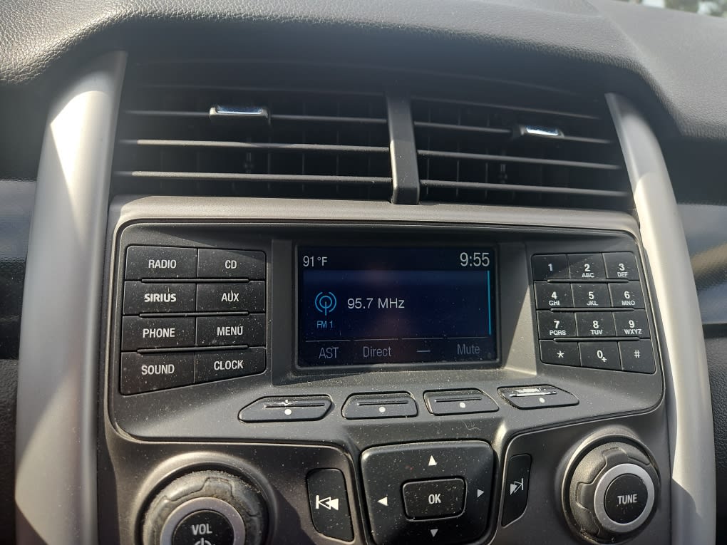 Thumbnail: 2014 Ford Edge - 18