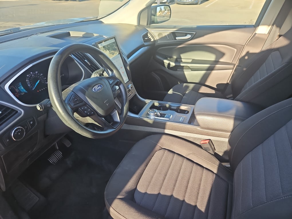 Thumbnail: 2021 Ford Edge - 10