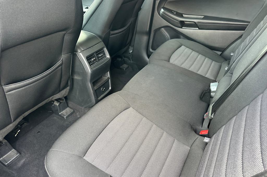 Thumbnail: 2021 Ford Edge - 11