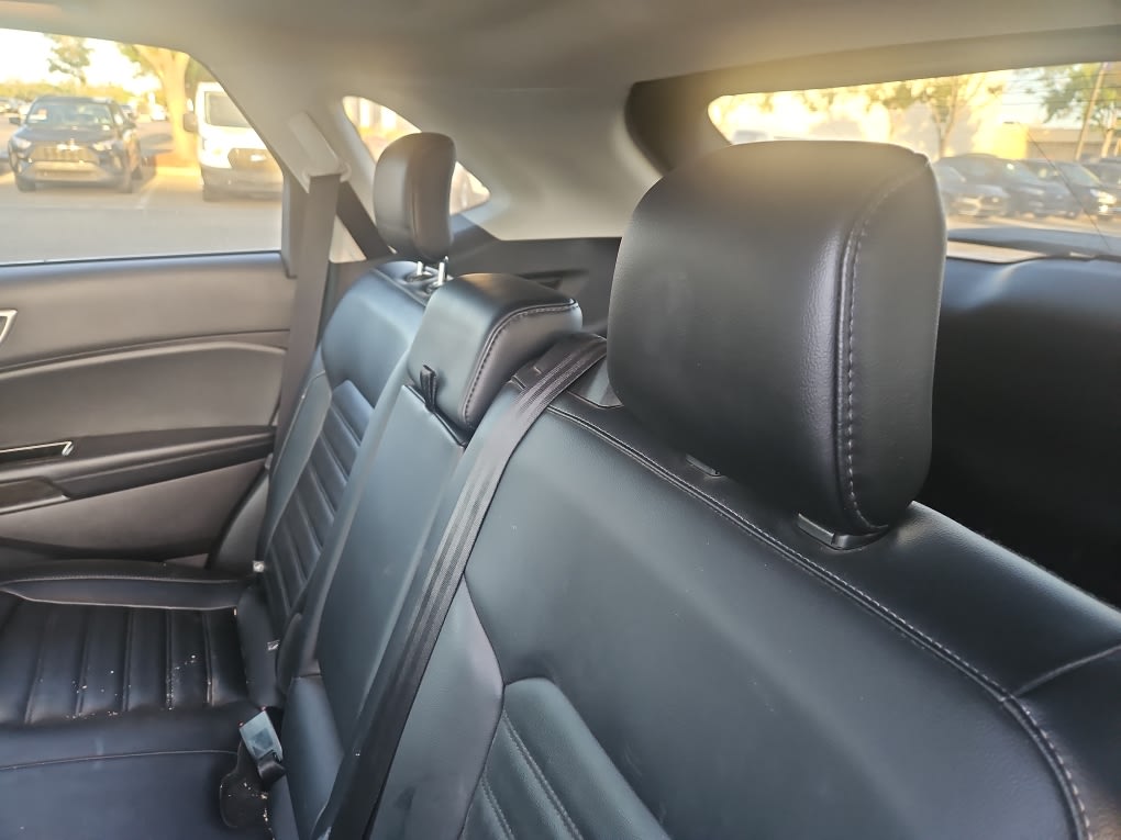 Thumbnail: 2019 Ford Edge - 8