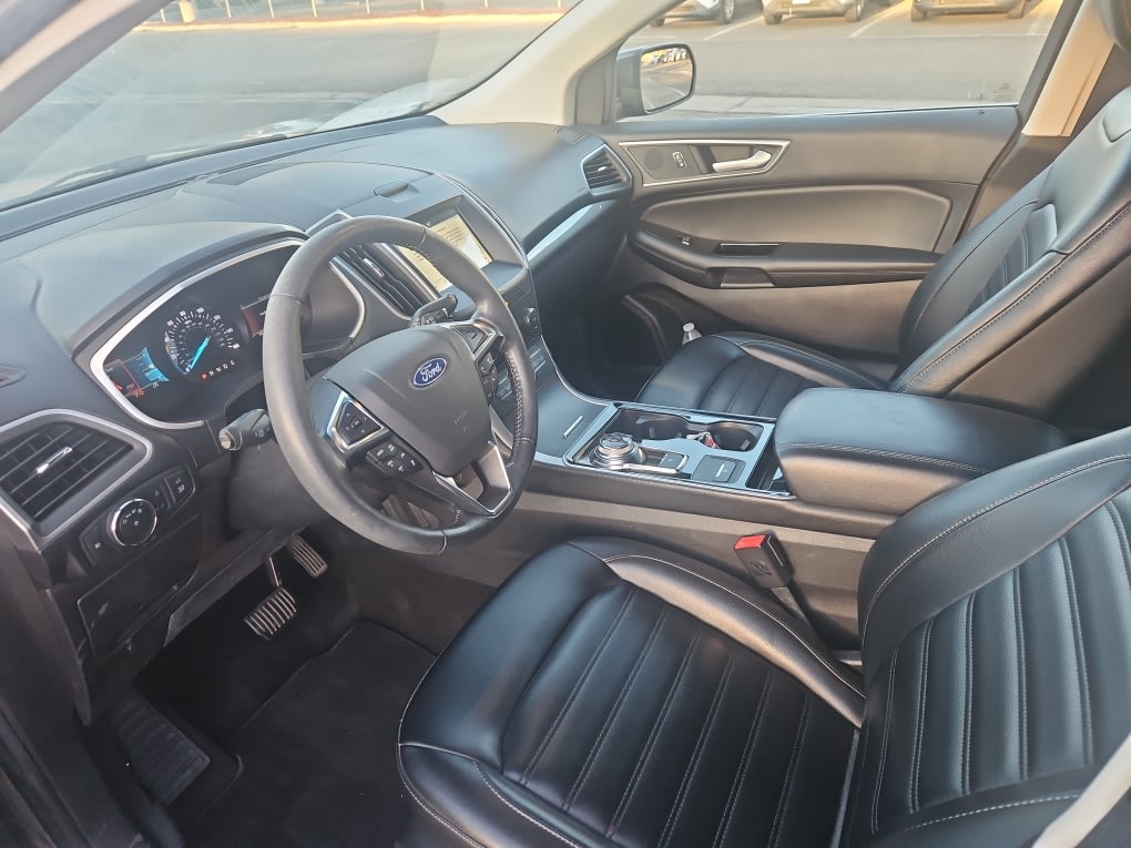 Thumbnail: 2019 Ford Edge - 20